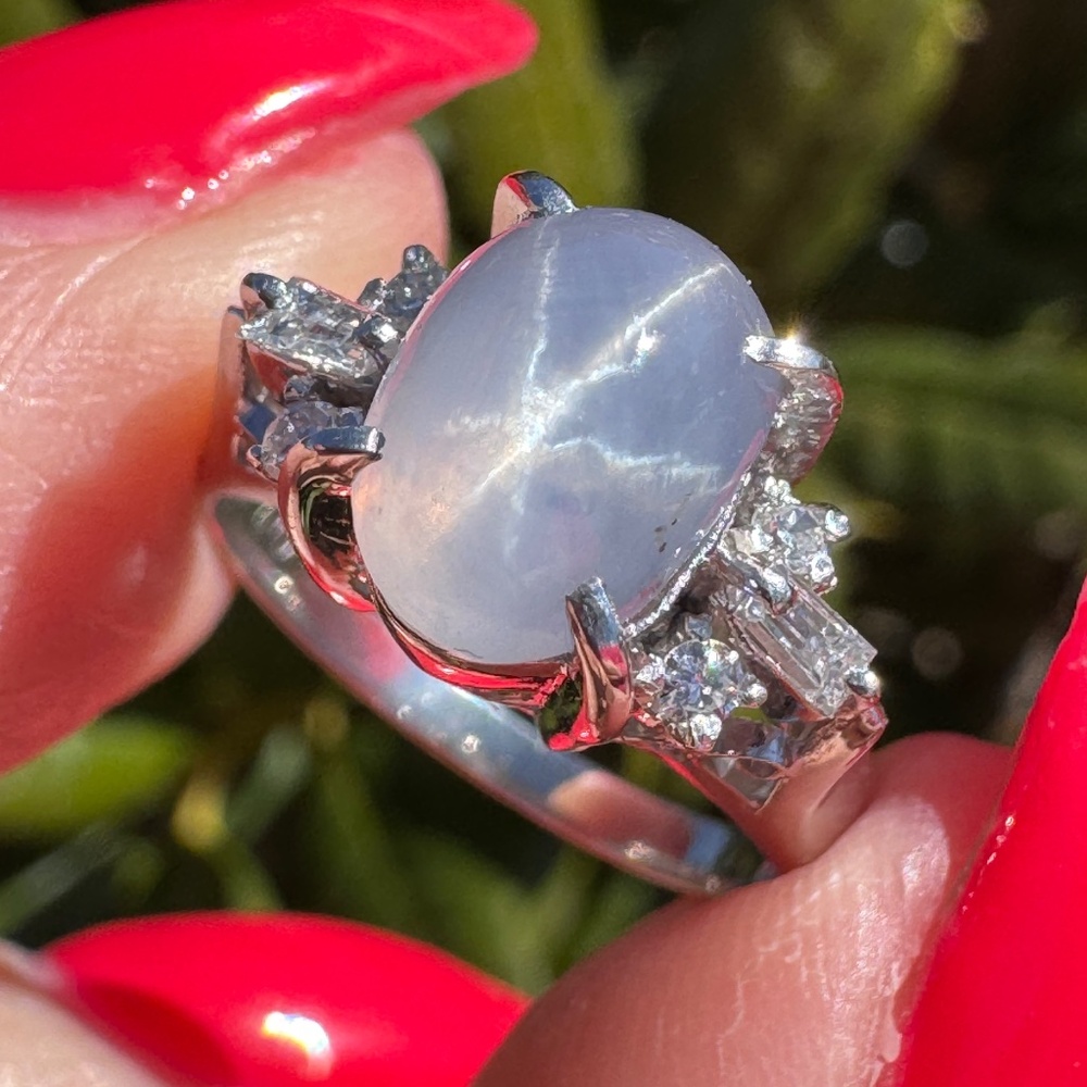 Vintage 3.48 ctw Platinum Star Sapphire & Natural Diamond Cocktail Ring